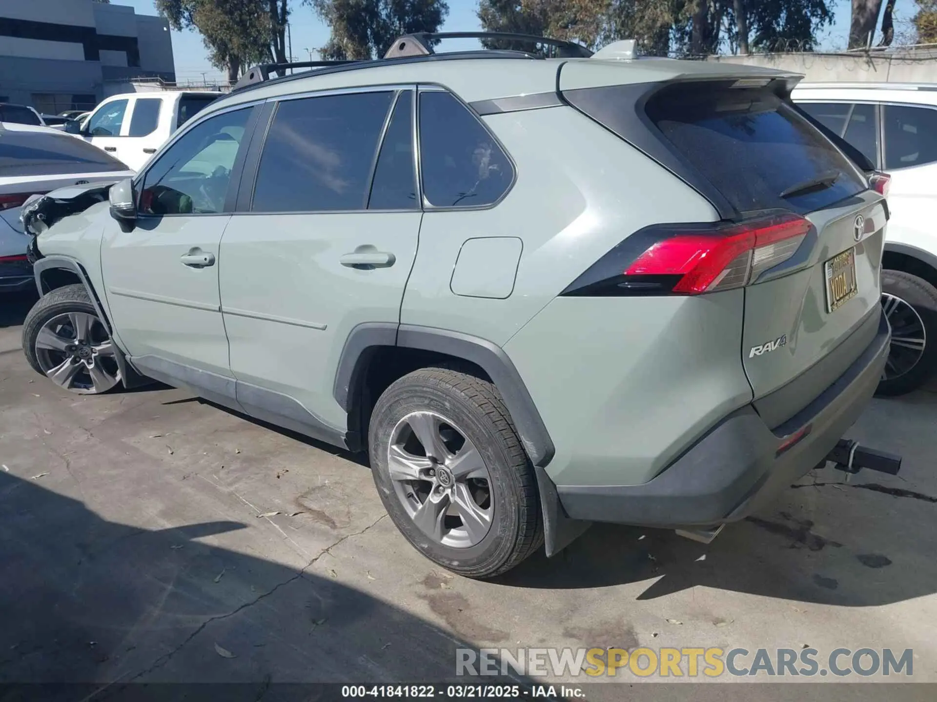 3 Photograph of a damaged car 2T3W1RFVXNW186938 TOYOTA RAV4 2022