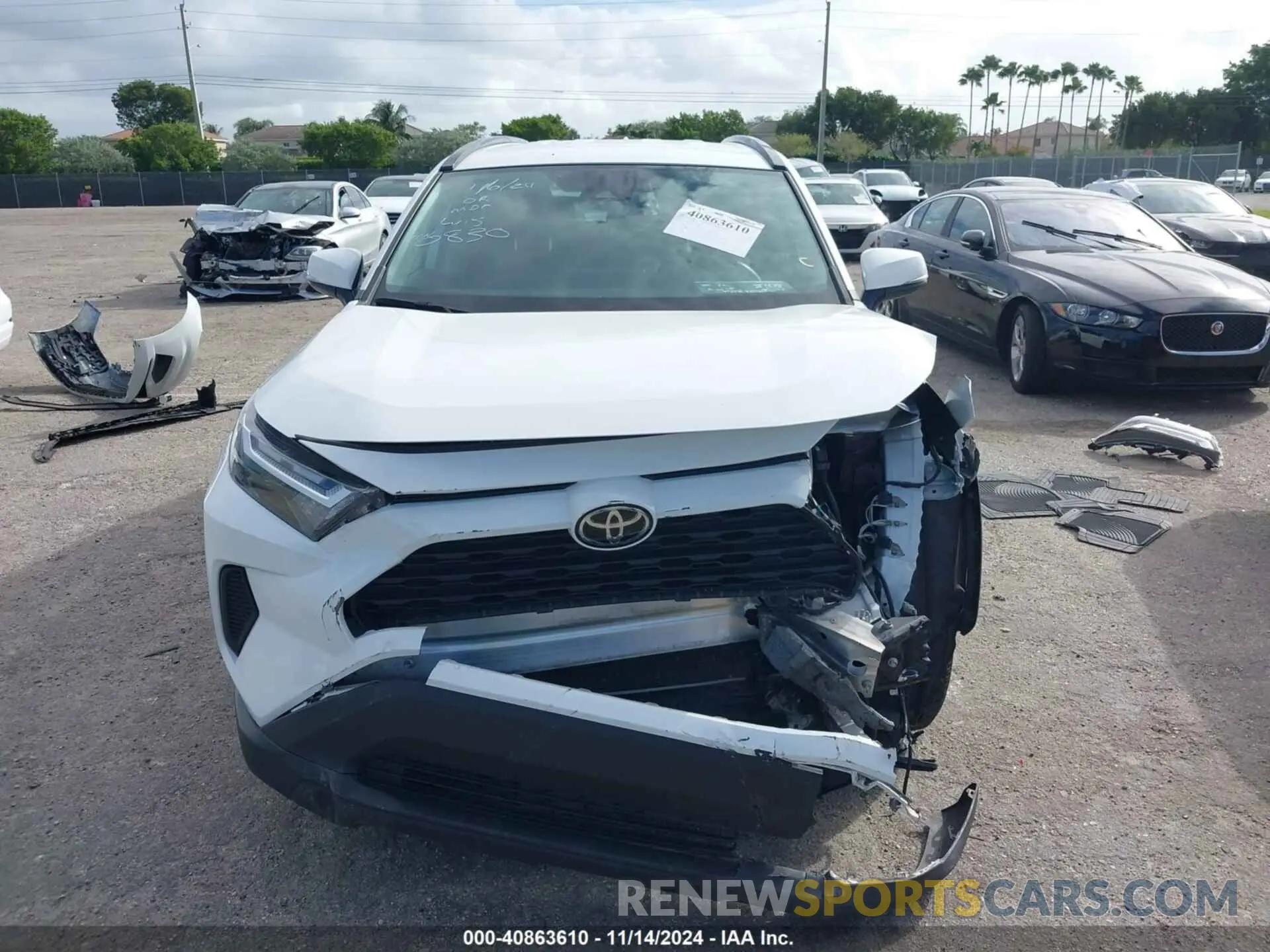 6 Photograph of a damaged car 2T3W1RFVXNW190830 TOYOTA RAV4 2022