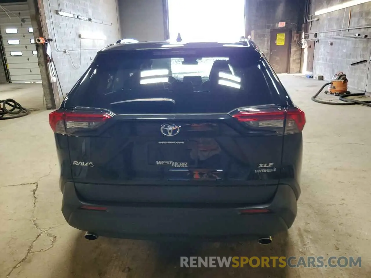 6 Фотография поврежденного автомобиля 4T3B6RFV0NU102027 TOYOTA RAV4 2022