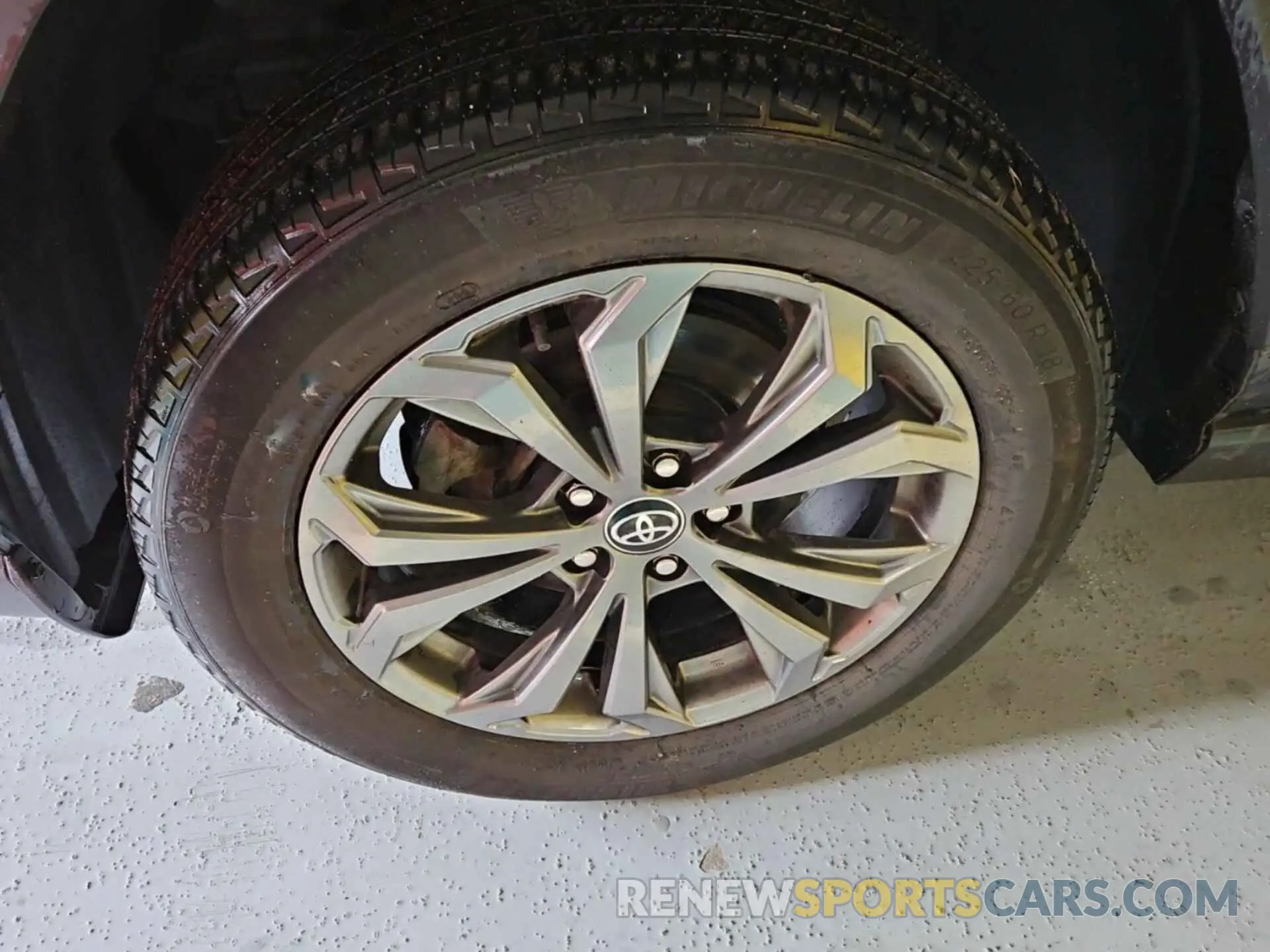 11 Photograph of a damaged car 4T3B6RFV2NU066602 TOYOTA RAV4 2022