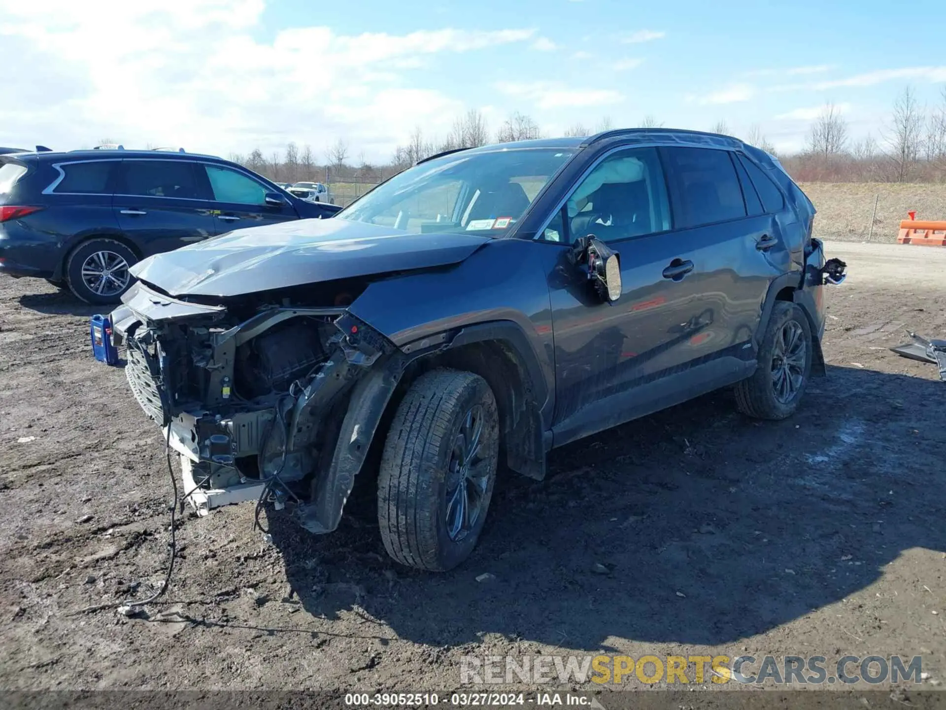 2 Photograph of a damaged car 4T3B6RFV4NU102404 TOYOTA RAV4 2022