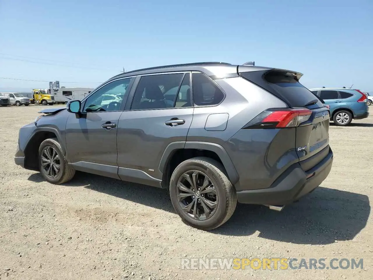 2 Photograph of a damaged car 4T3B6RFV8NU101885 TOYOTA RAV4 2022