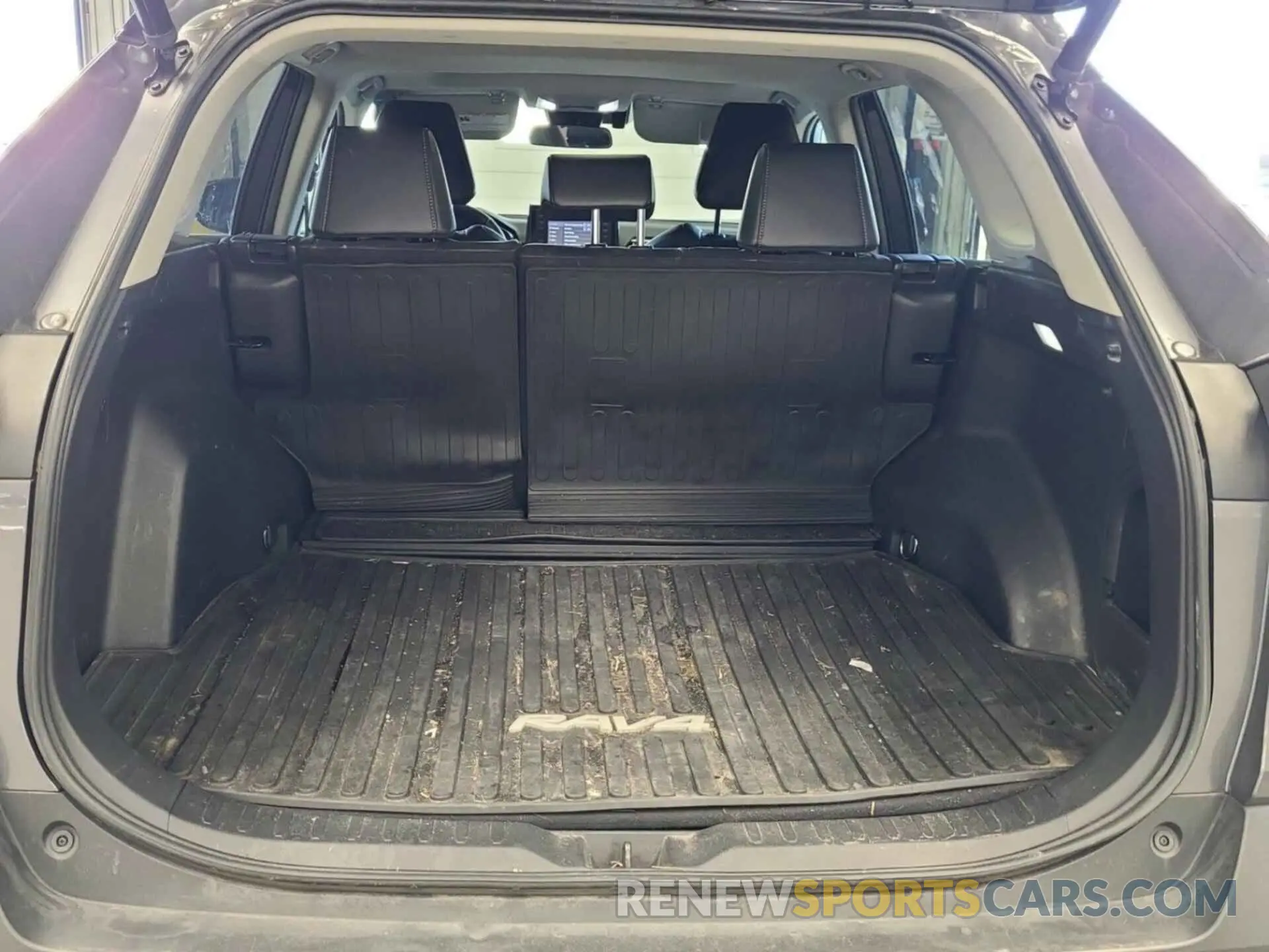 2 Фотография поврежденного автомобиля 4T3B6RFV9NU065916 TOYOTA RAV4 2022