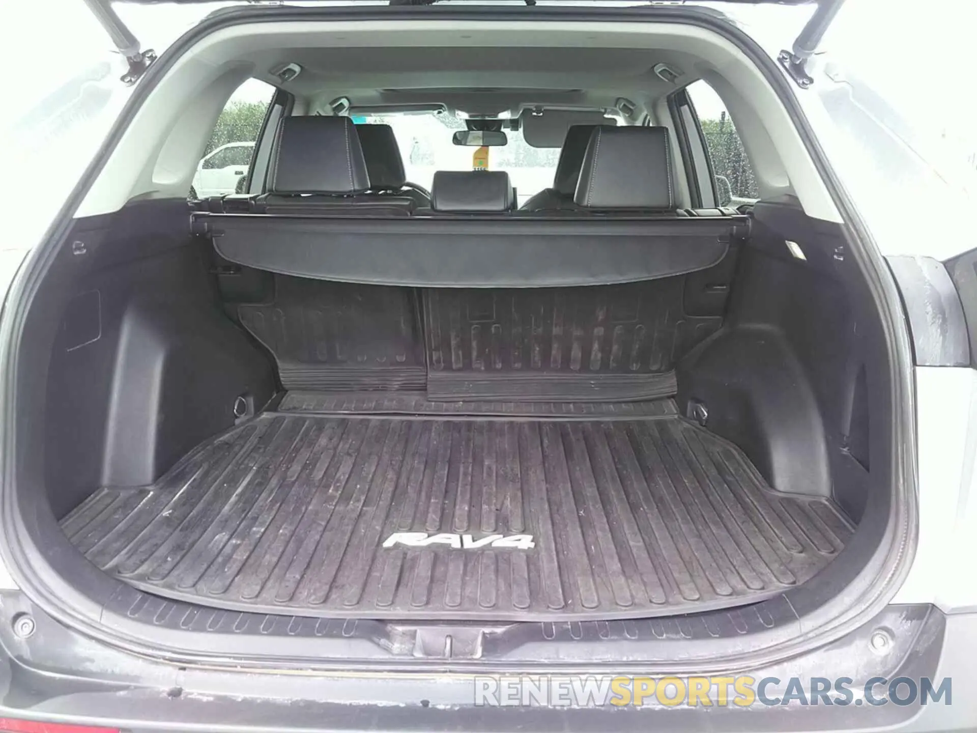 1 Фотография поврежденного автомобиля 4T3B6RFVXNU085057 TOYOTA RAV4 2022