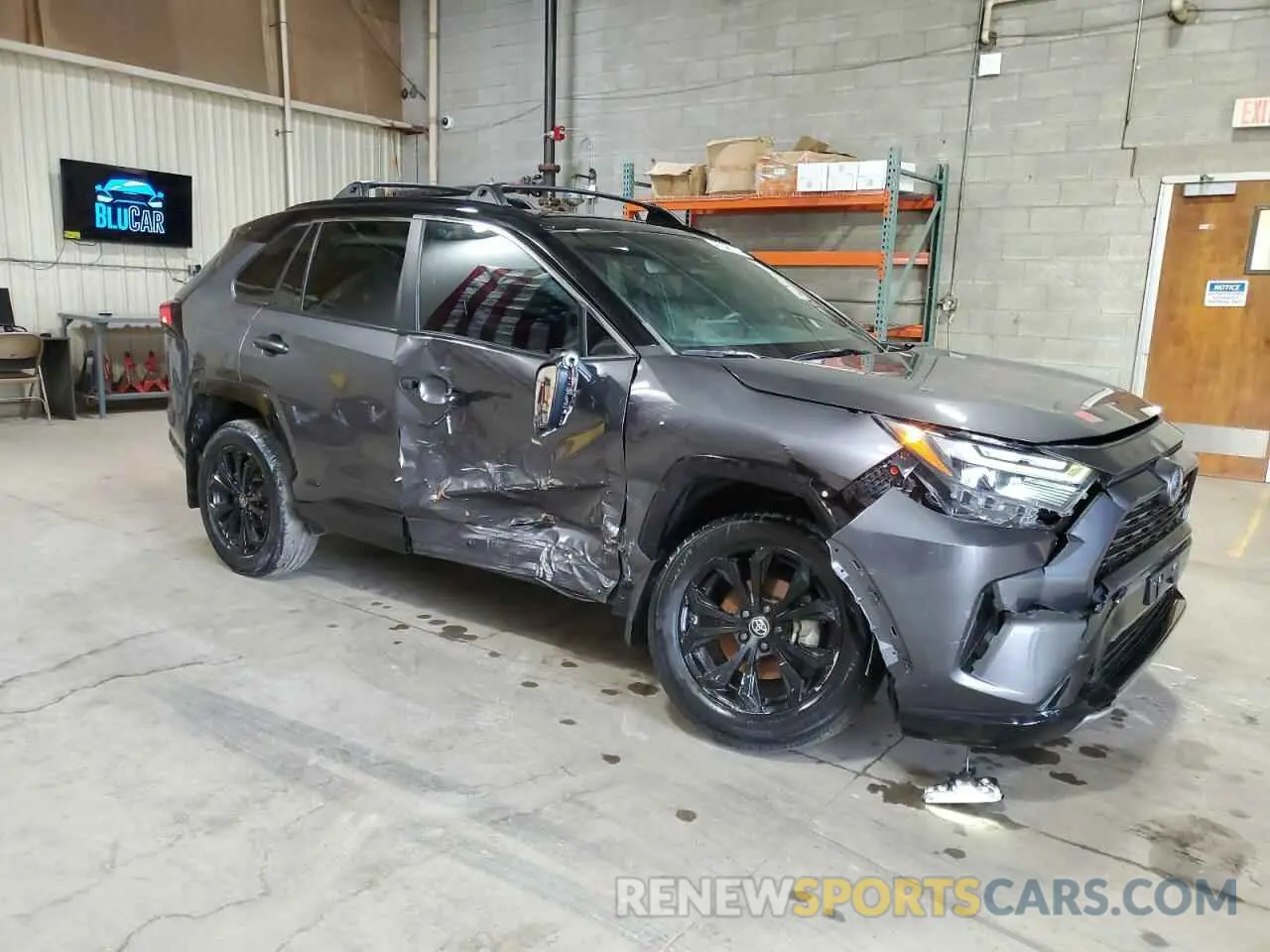 4 Фотография поврежденного автомобиля 4T3E6RFV1NU096090 TOYOTA RAV4 2022