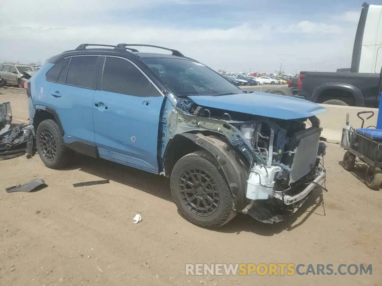 4 Фотография поврежденного автомобиля 4T3E6RFV2NU087852 TOYOTA RAV4 2022
