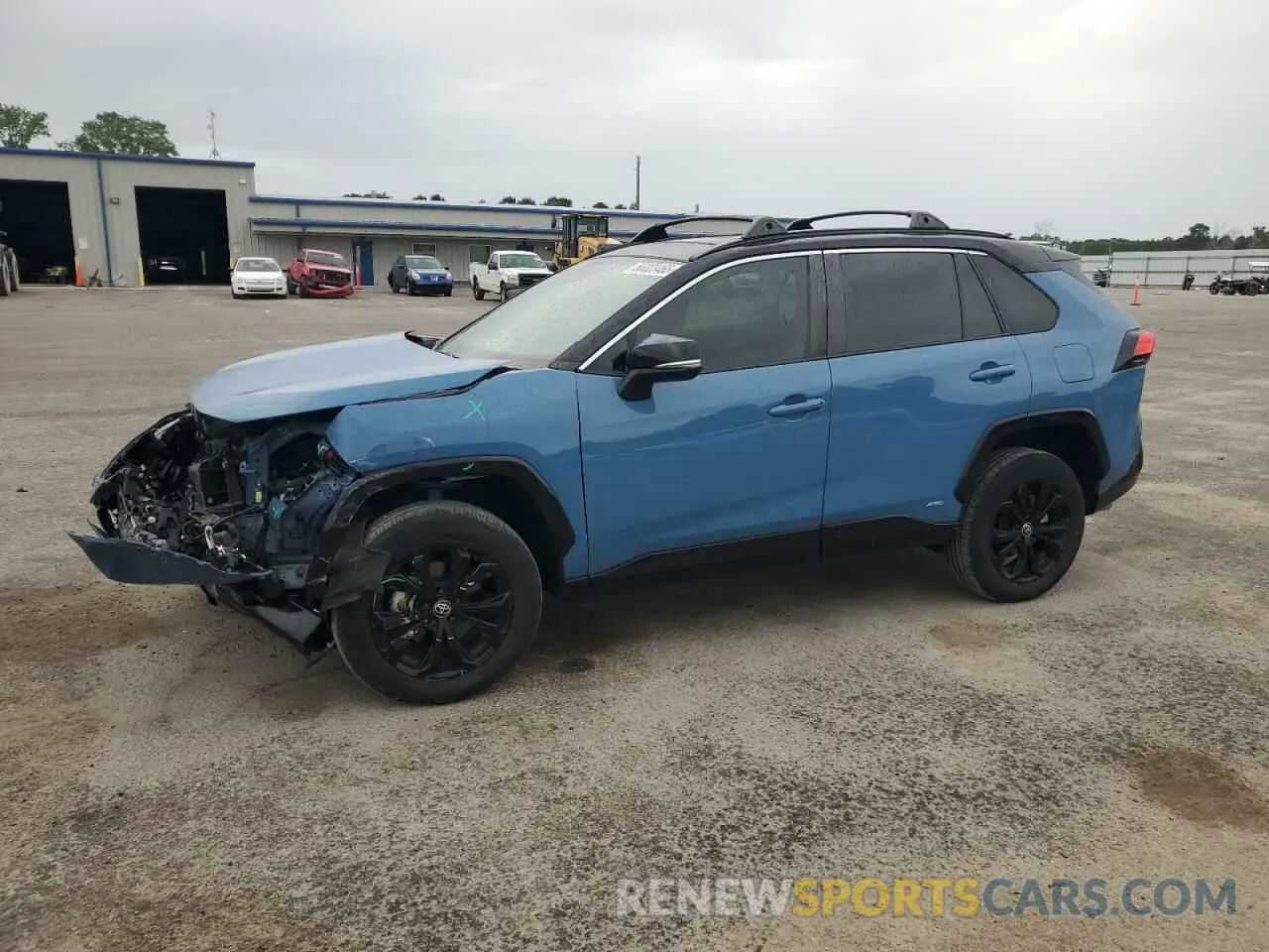 1 Photograph of a damaged car 4T3E6RFV3NU097998 TOYOTA RAV4 2022