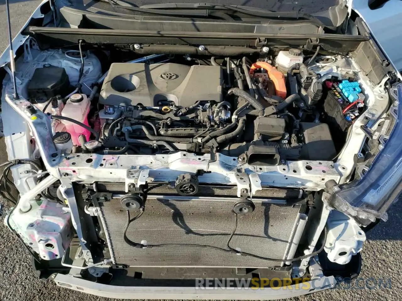 12 Photograph of a damaged car 4T3E6RFV9NU078159 TOYOTA RAV4 2022