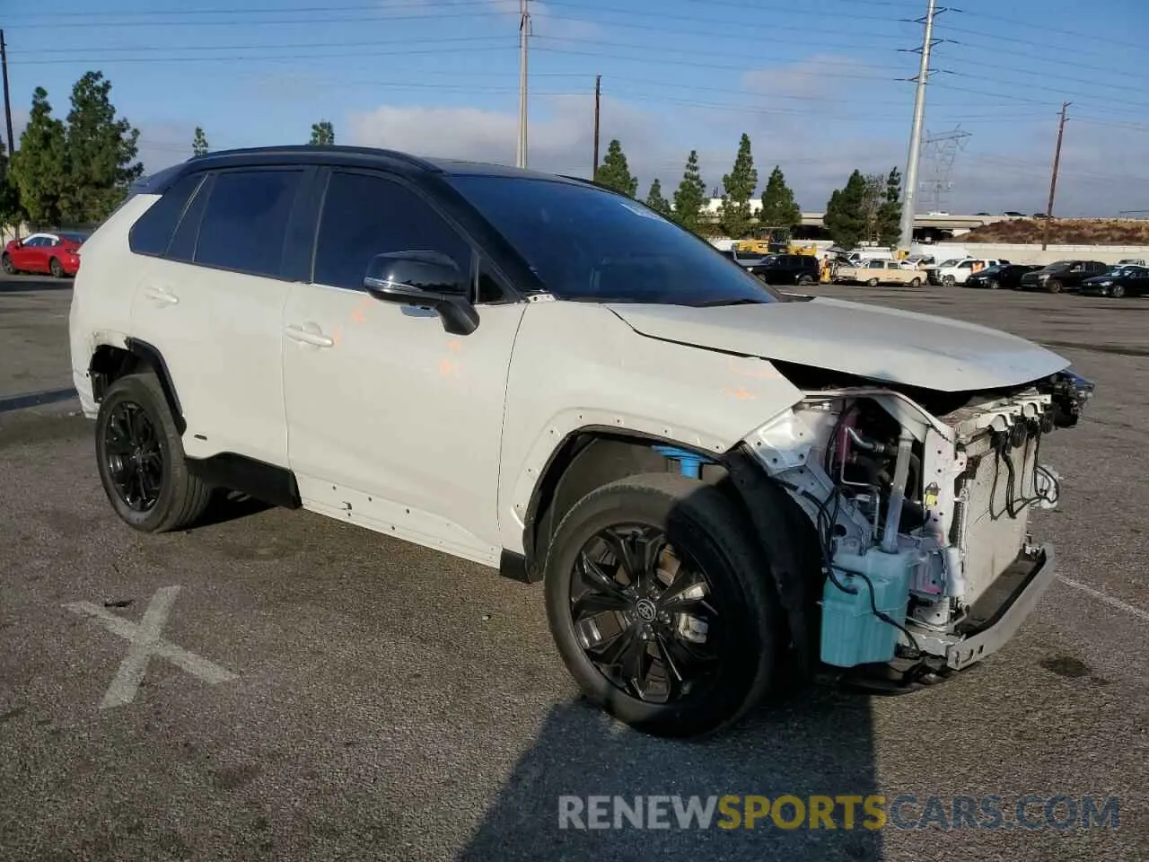4 Photograph of a damaged car 4T3E6RFV9NU078159 TOYOTA RAV4 2022