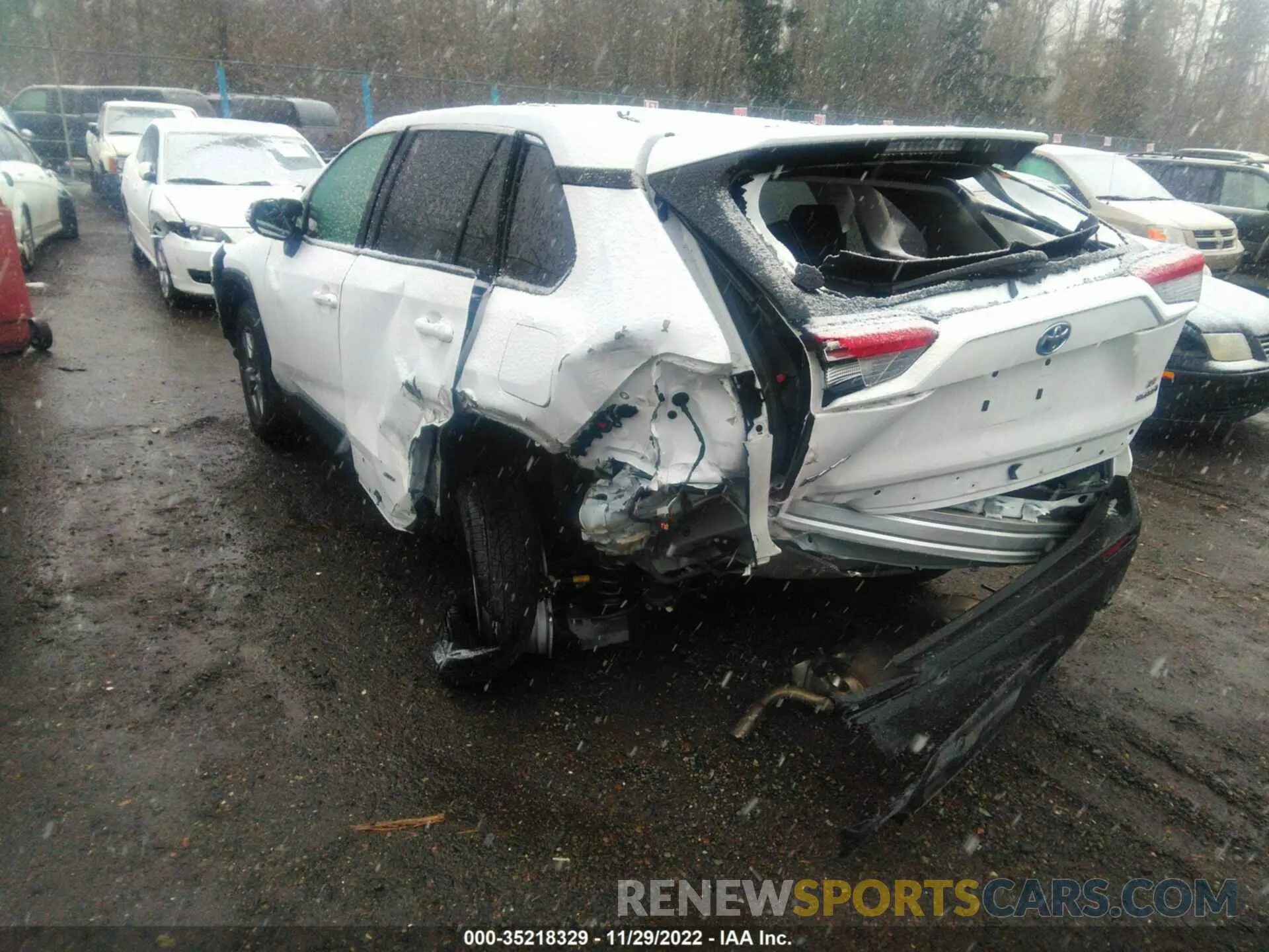 3 Фотография поврежденного автомобиля 4T3MWRFV4NU069638 TOYOTA RAV4 2022