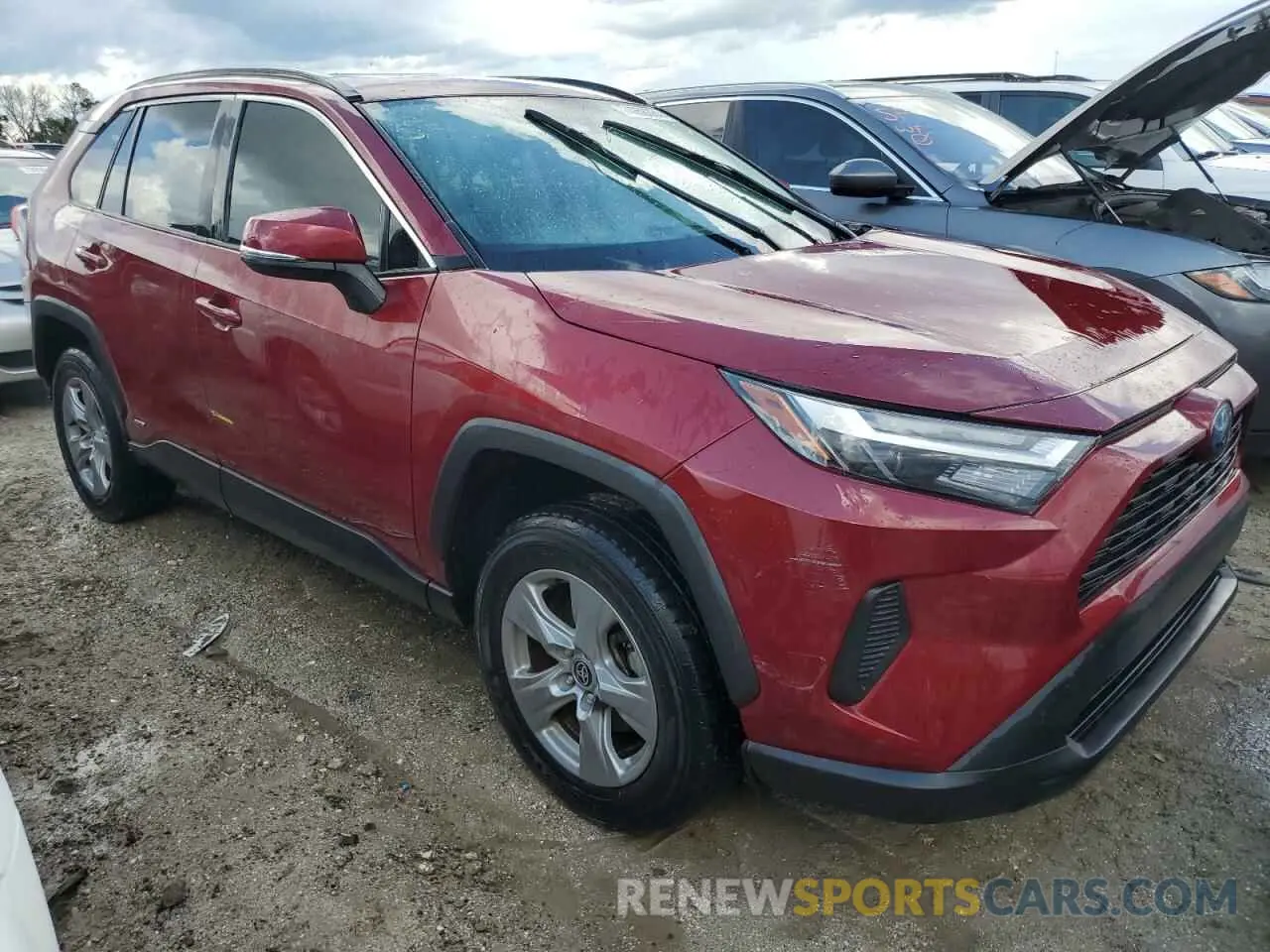 4 Photograph of a damaged car 4T3RWRFV0NU053247 TOYOTA RAV4 2022