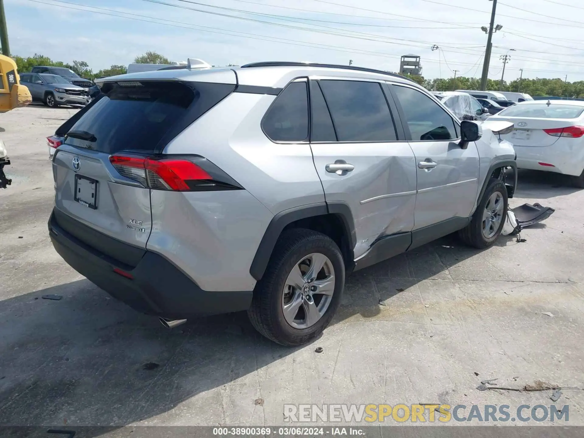 4 Фотография поврежденного автомобиля 4T3RWRFV1NU079338 TOYOTA RAV4 2022