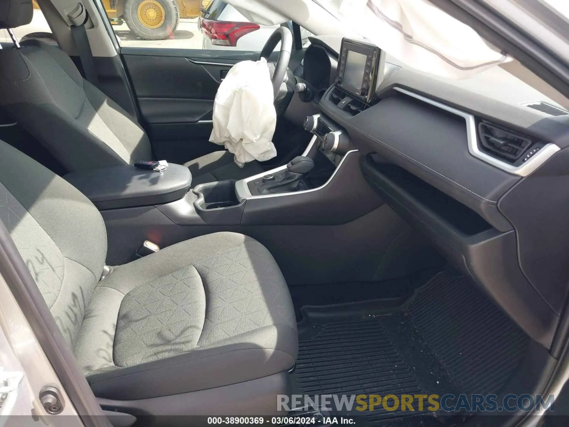 5 Фотография поврежденного автомобиля 4T3RWRFV1NU079338 TOYOTA RAV4 2022