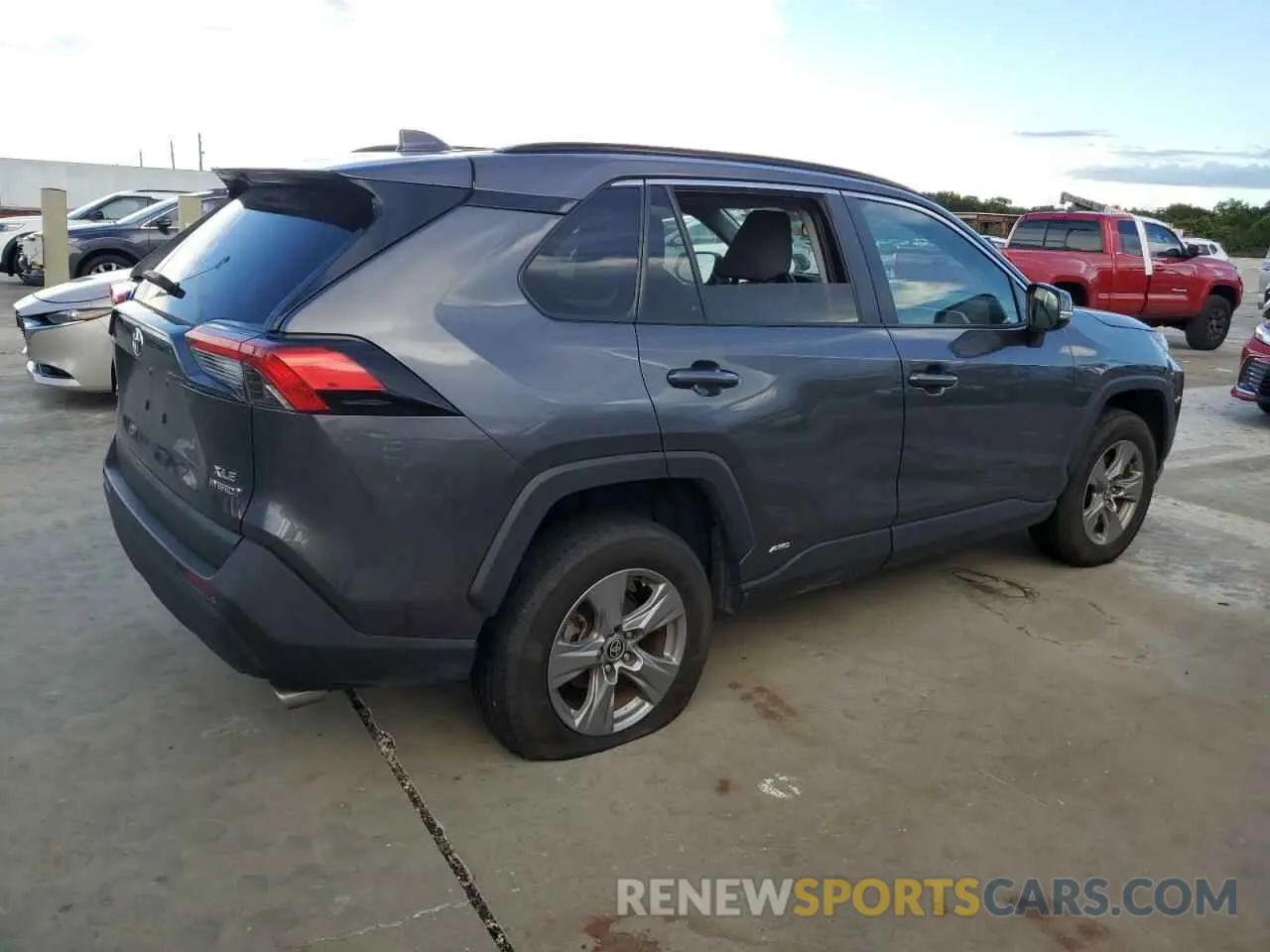 3 Фотография поврежденного автомобиля 4T3RWRFV4NU079382 TOYOTA RAV4 2022