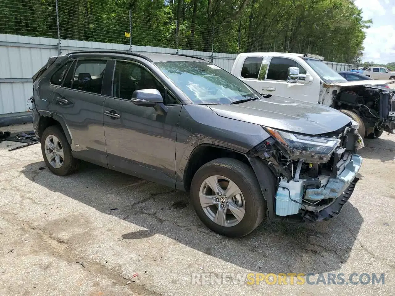 4 Photograph of a damaged car 4T3RWRFV5NU053910 TOYOTA RAV4 2022