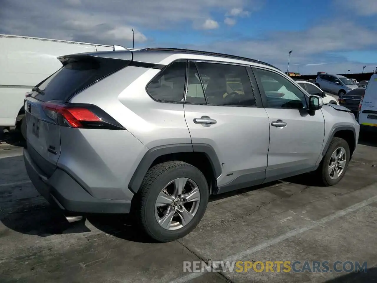 3 Фотография поврежденного автомобиля 4T3RWRFV5NU062607 TOYOTA RAV4 2022