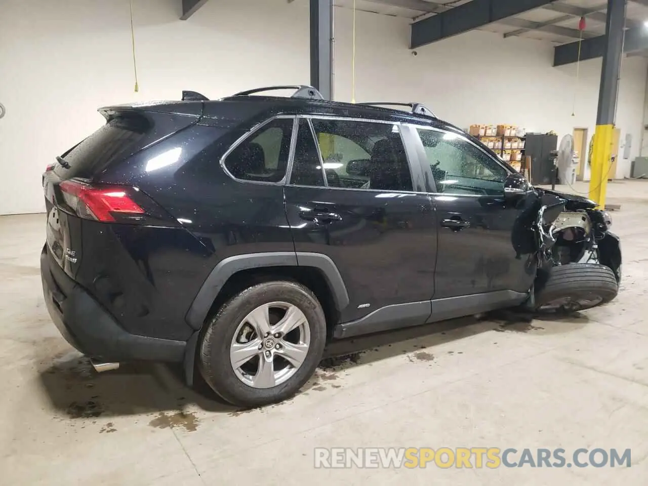 3 Фотография поврежденного автомобиля 4T3RWRFV5NU067760 TOYOTA RAV4 2022