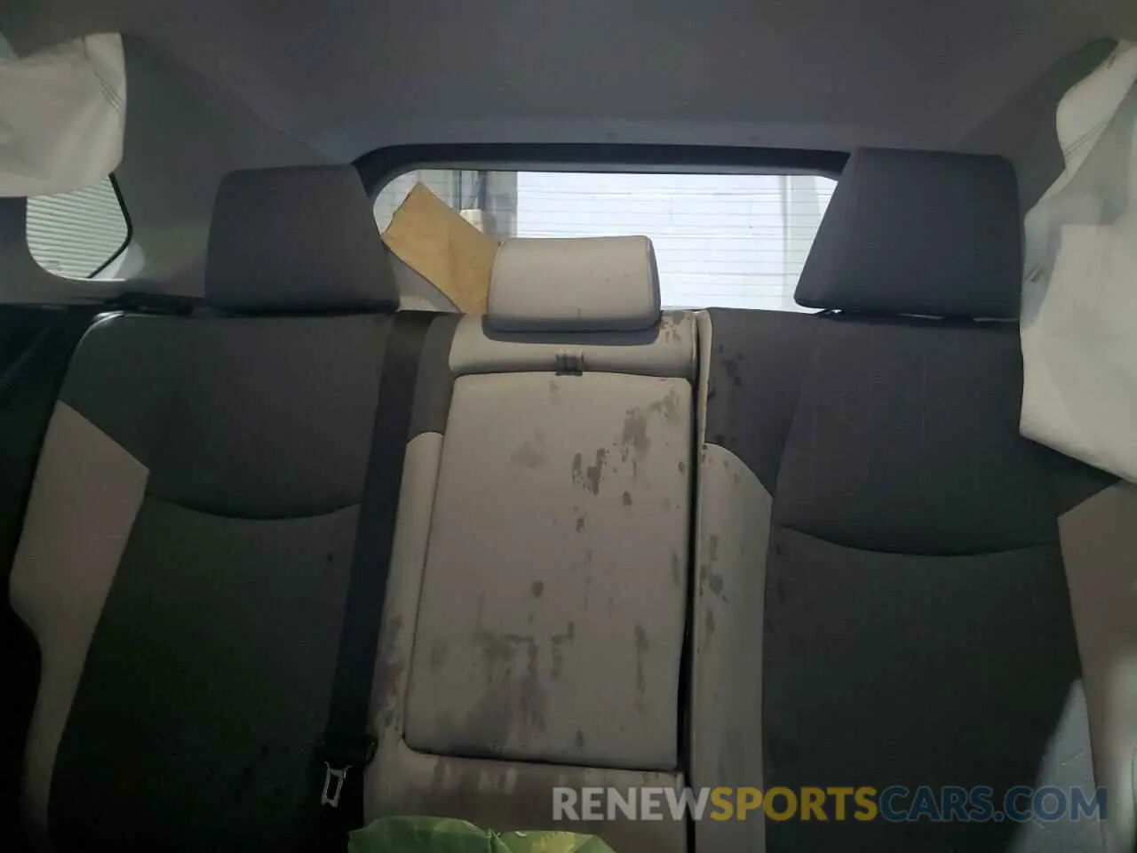 10 Photograph of a damaged car 4T3RWRFV8NU064349 TOYOTA RAV4 2022
