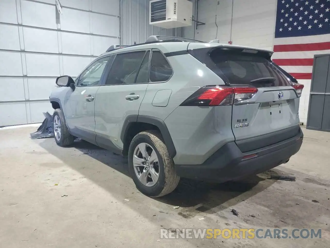2 Photograph of a damaged car 4T3RWRFV8NU064349 TOYOTA RAV4 2022