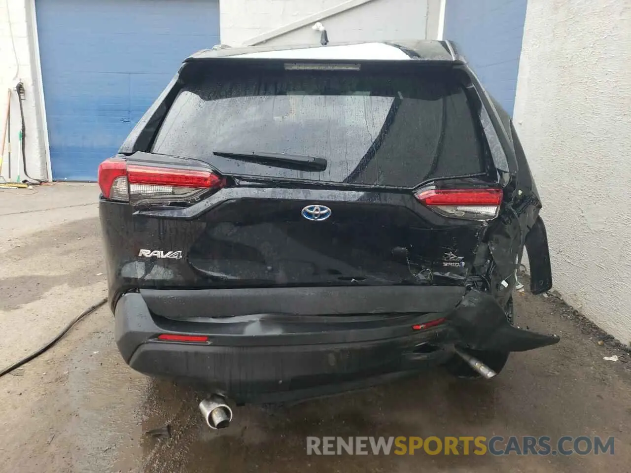 6 Photograph of a damaged car 4T3RWRFV9NU071746 TOYOTA RAV4 2022
