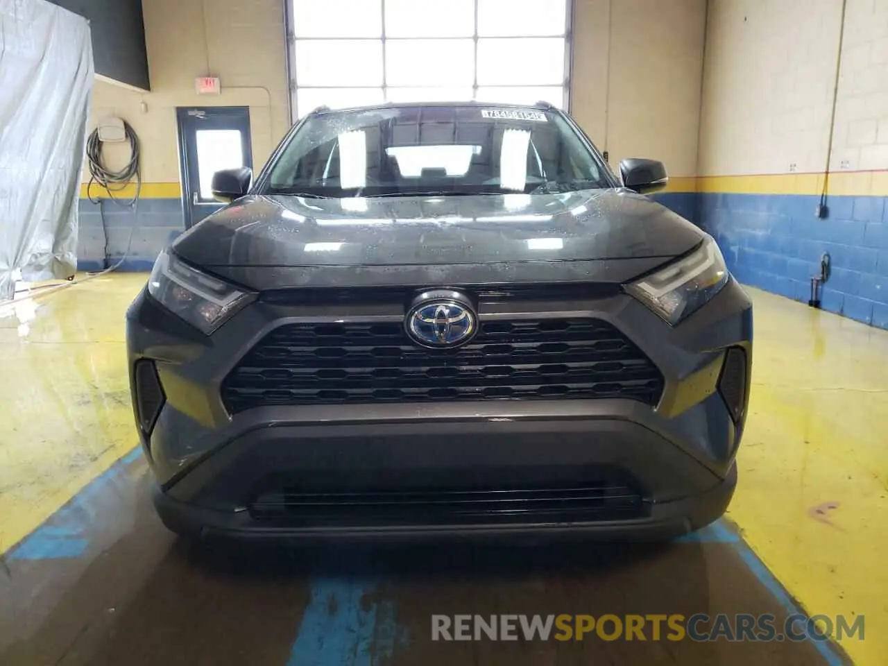 5 Photograph of a damaged car 4T3RWRFVXNU056169 TOYOTA RAV4 2022