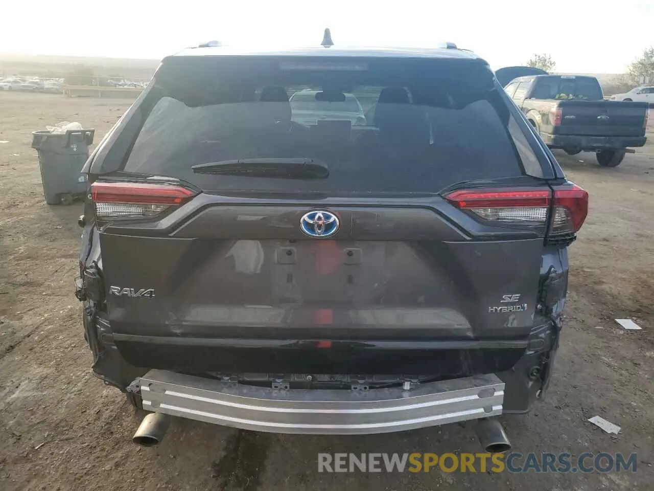 6 Photograph of a damaged car 4T3T6RFV3NU081307 TOYOTA RAV4 2022