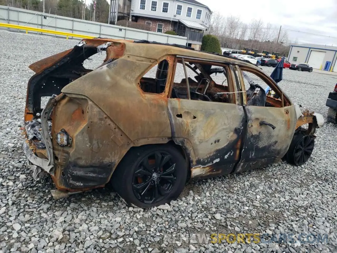 3 Photograph of a damaged car 4T3T6RFV4NU066119 TOYOTA RAV4 2022