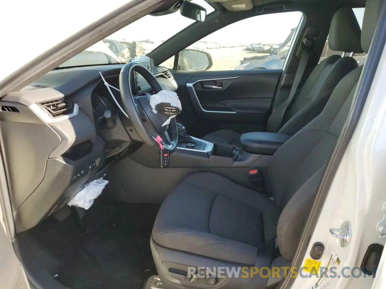 7 Photograph of a damaged car 4T3T6RFV5NU088064 TOYOTA RAV4 2022