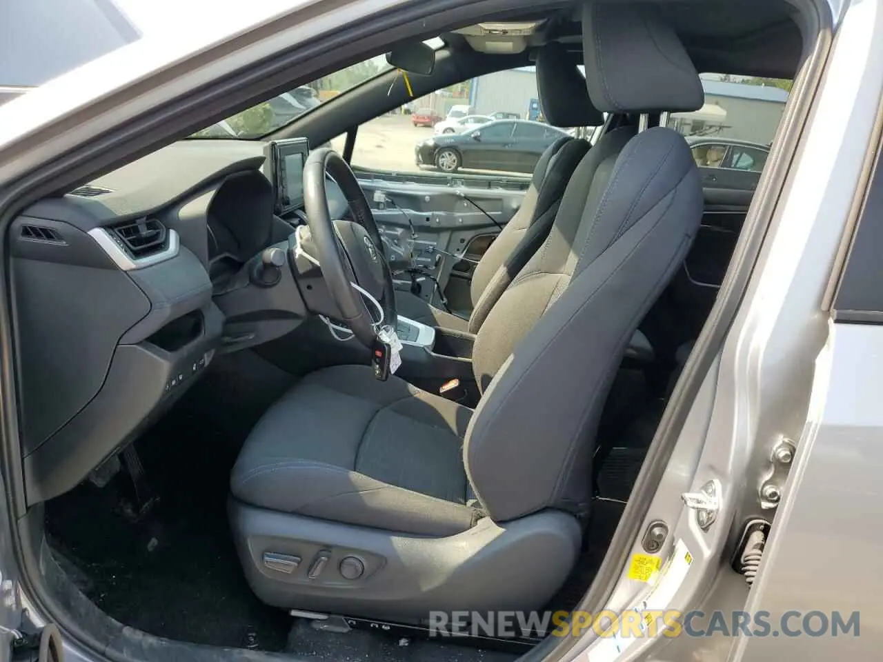 7 Photograph of a damaged car 4T3T6RFV6NU072438 TOYOTA RAV4 2022