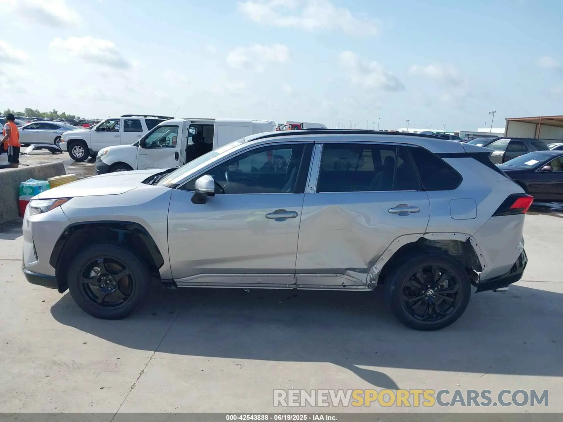 15 Фотография поврежденного автомобиля 4T3T6RFV8NU090813 TOYOTA RAV4 2022