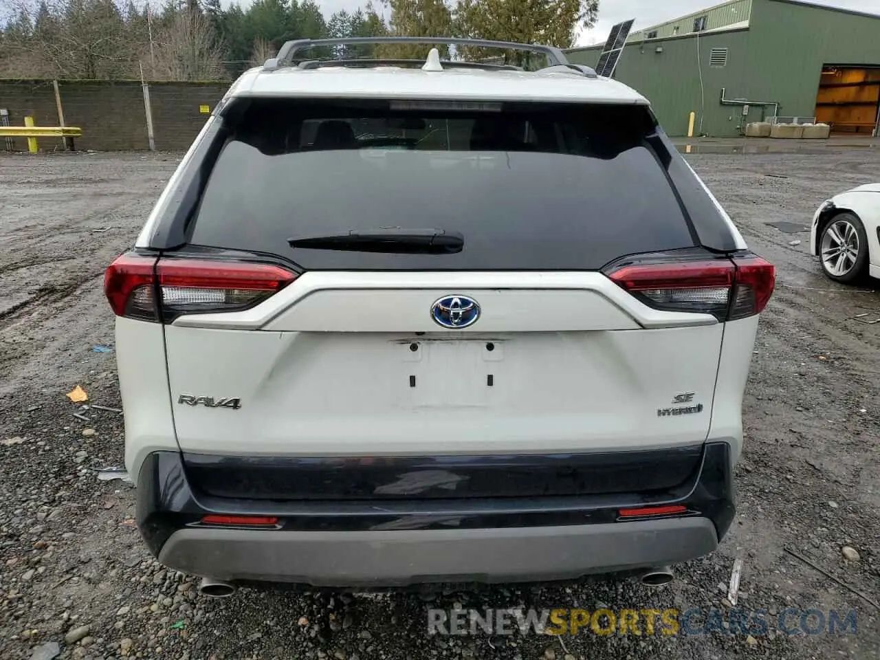 6 Photograph of a damaged car 4T3T6RFV9NU068092 TOYOTA RAV4 2022