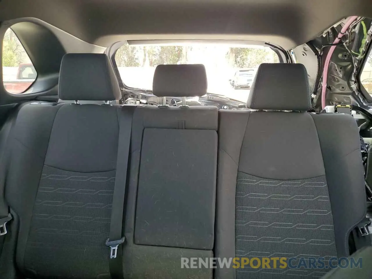 10 Фотография поврежденного автомобиля JTM16RFV5ND061452 TOYOTA RAV4 2022