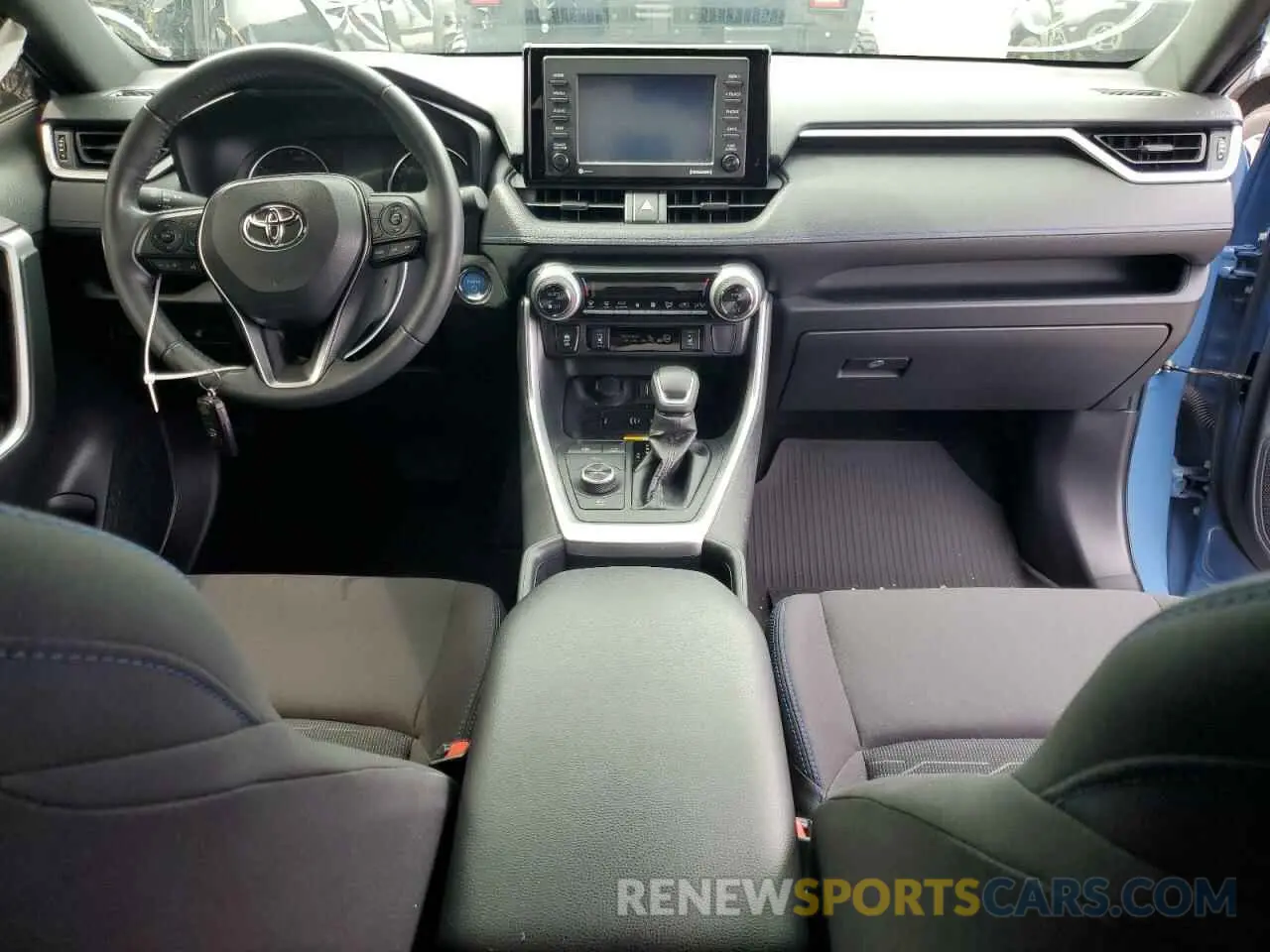 10 Photograph of a damaged car JTM16RFV6ND048869 TOYOTA RAV4 2022