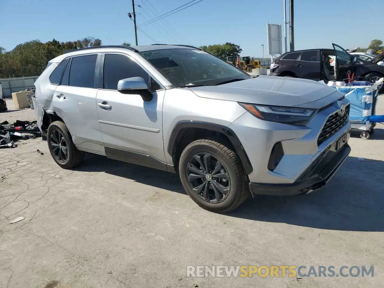 4 Photograph of a damaged car JTM16RFV9ND058537 TOYOTA RAV4 2022