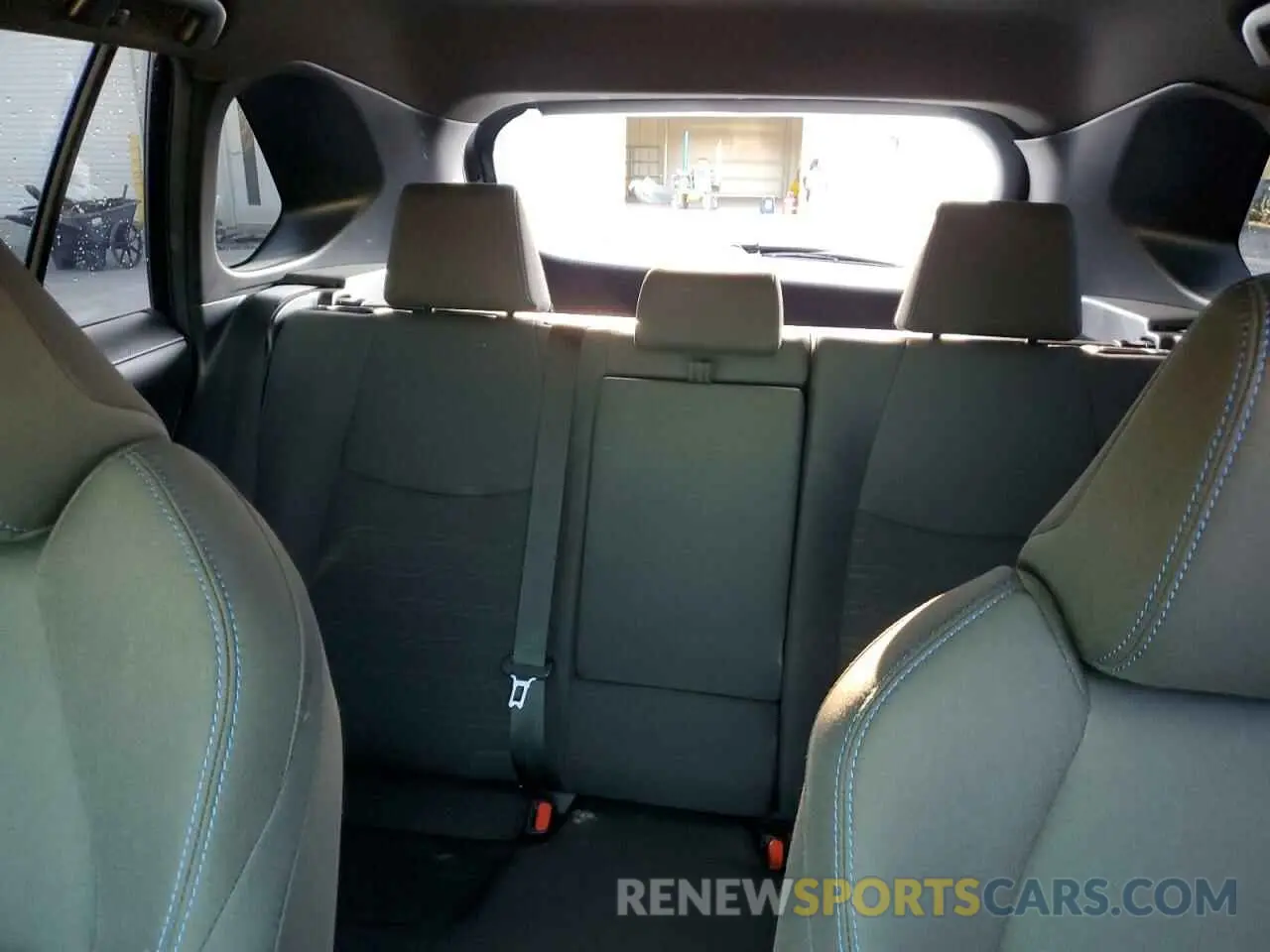 10 Фотография поврежденного автомобиля JTM16RFVXND069028 TOYOTA RAV4 2022