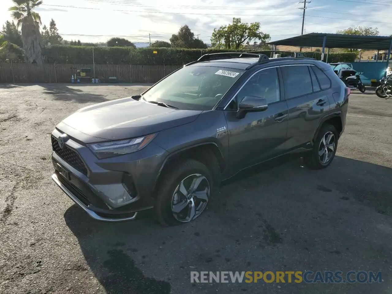 1 Photograph of a damaged car JTMAB3FV1ND085577 TOYOTA RAV4 2022