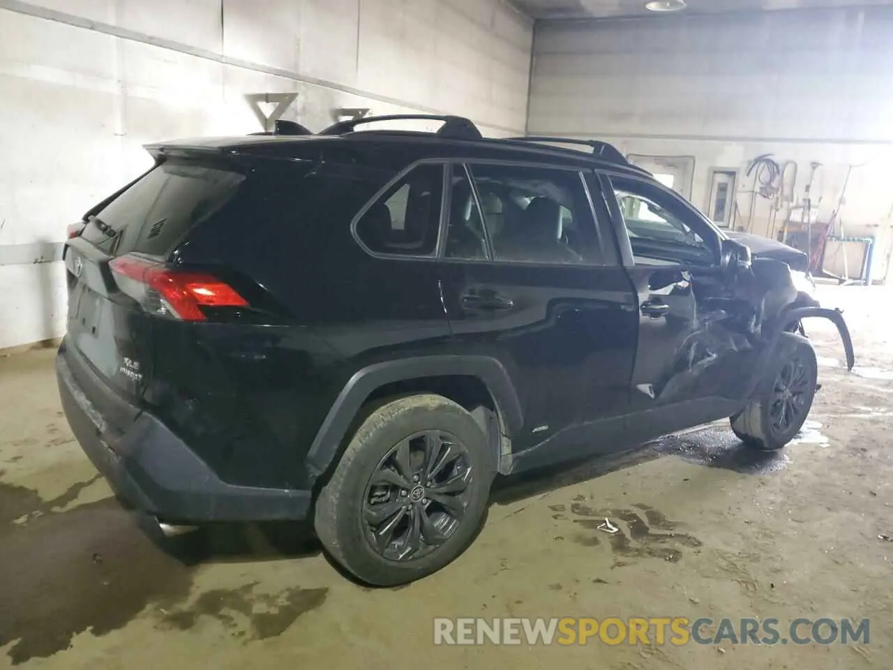 3 Фотография поврежденного автомобиля JTMB6RFV0ND066899 TOYOTA RAV4 2022