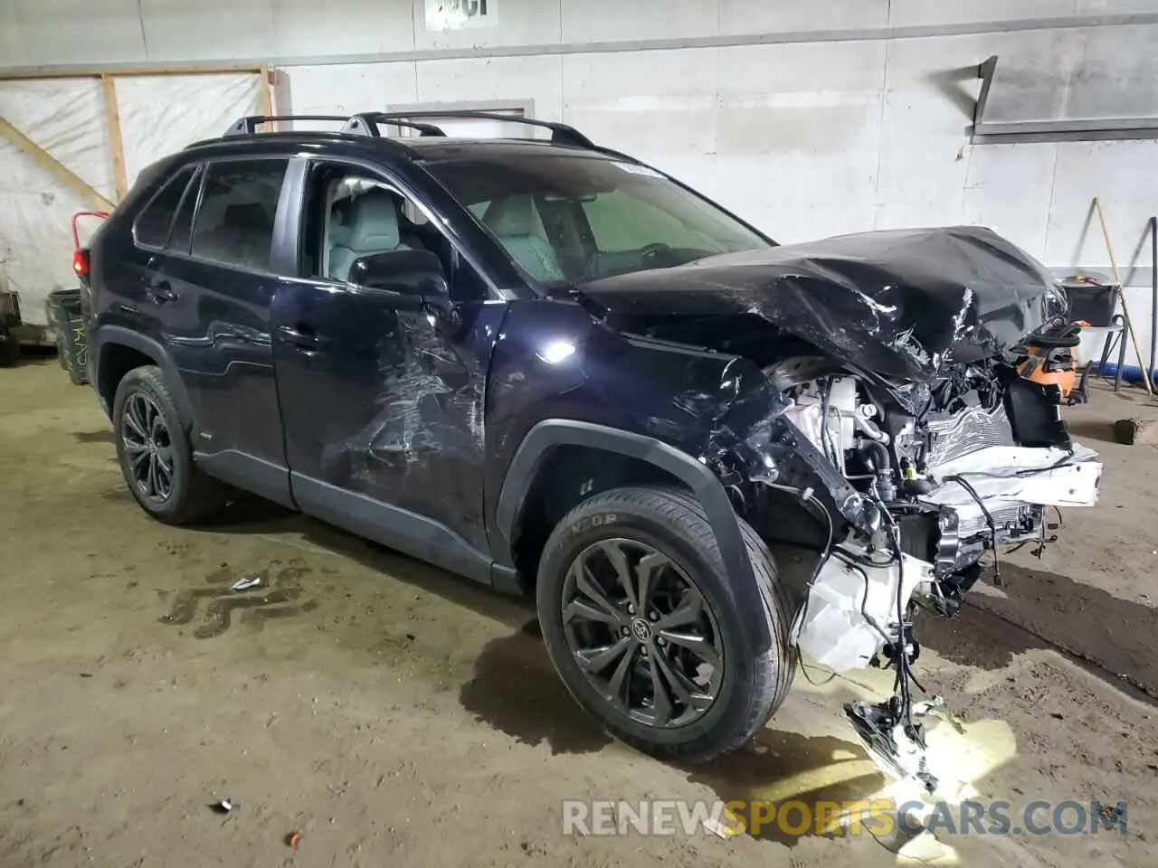 4 Фотография поврежденного автомобиля JTMB6RFV0ND066899 TOYOTA RAV4 2022