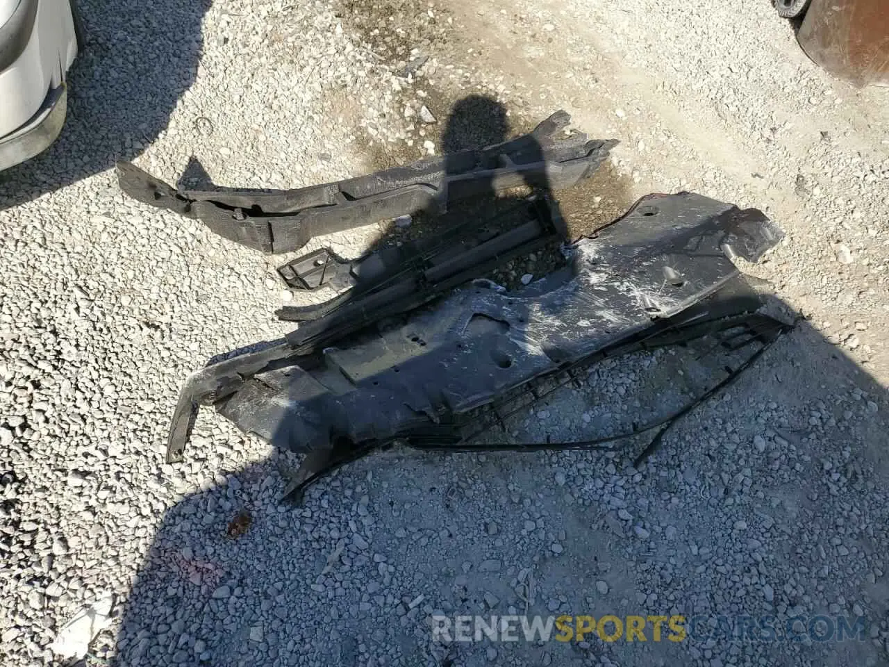13 Photograph of a damaged car JTMB6RFV0ND071925 TOYOTA RAV4 2022
