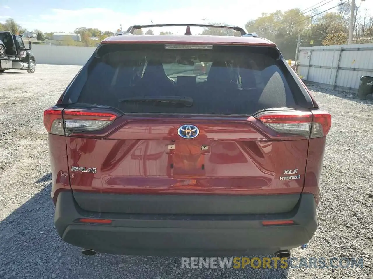6 Photograph of a damaged car JTMB6RFV0ND071925 TOYOTA RAV4 2022
