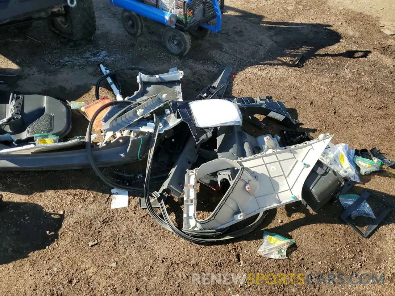 13 Фотография поврежденного автомобиля JTMB6RFV0ND533609 TOYOTA RAV4 2022
