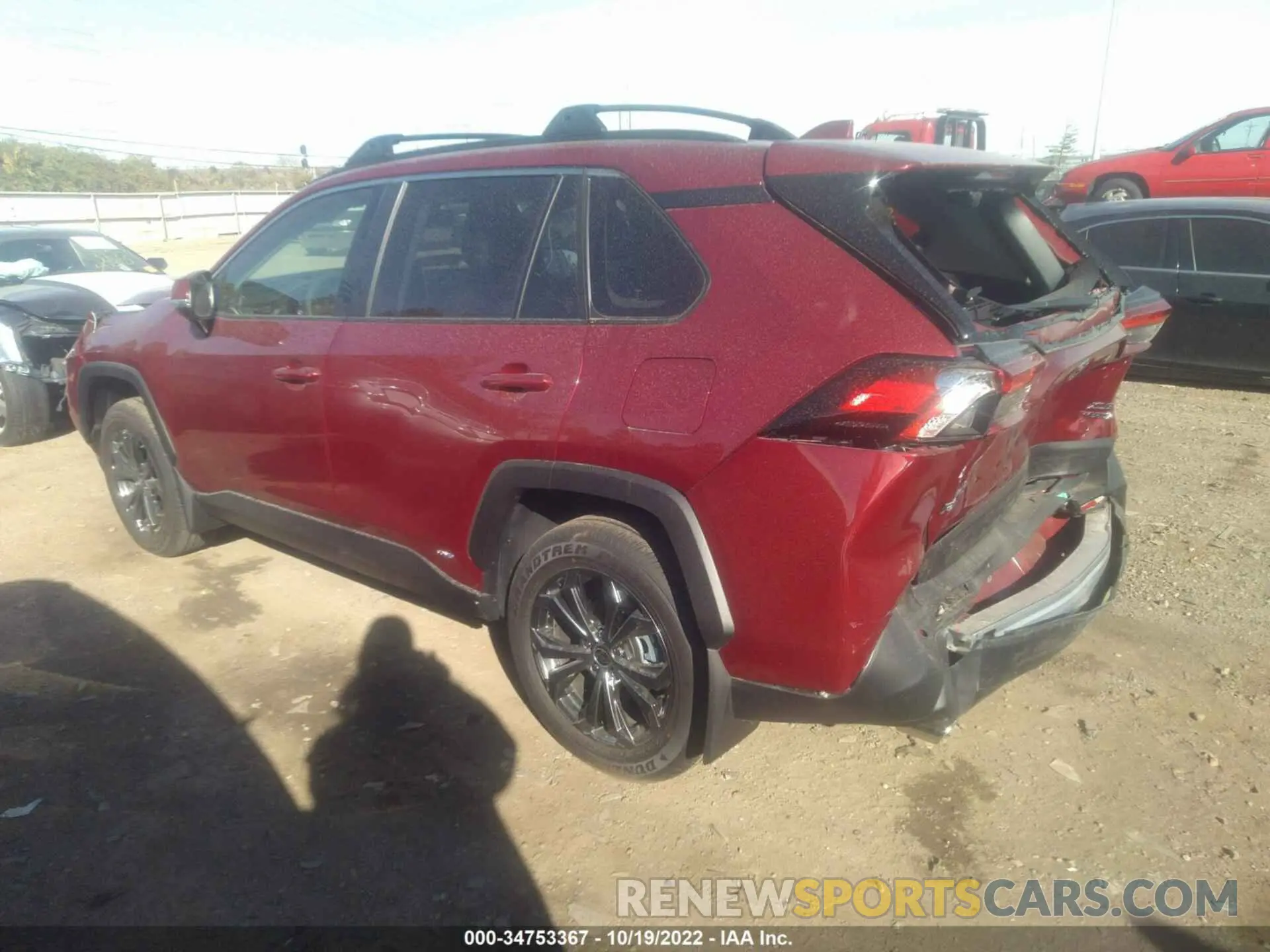3 Фотография поврежденного автомобиля JTMB6RFV7ND061957 TOYOTA RAV4 2022