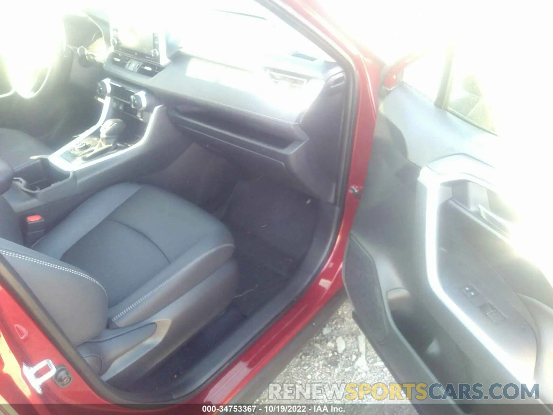 5 Фотография поврежденного автомобиля JTMB6RFV7ND061957 TOYOTA RAV4 2022