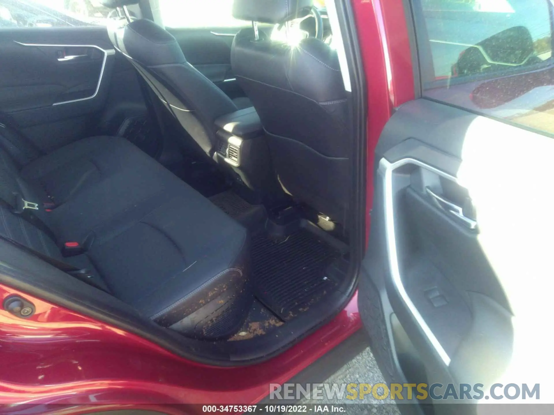 8 Фотография поврежденного автомобиля JTMB6RFV7ND061957 TOYOTA RAV4 2022