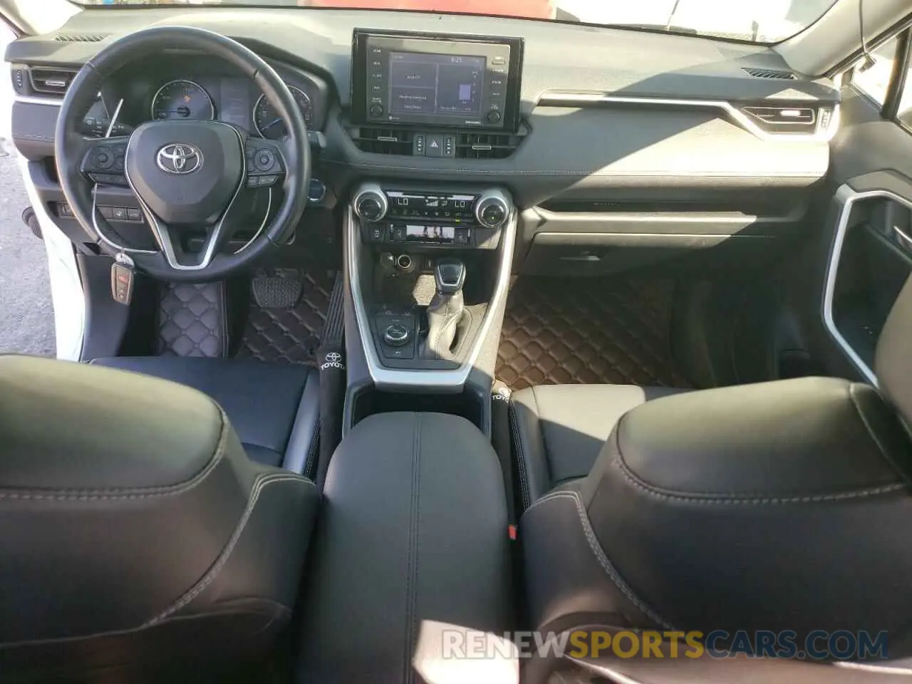 8 Фотография поврежденного автомобиля JTMB6RFV8ND073938 TOYOTA RAV4 2022