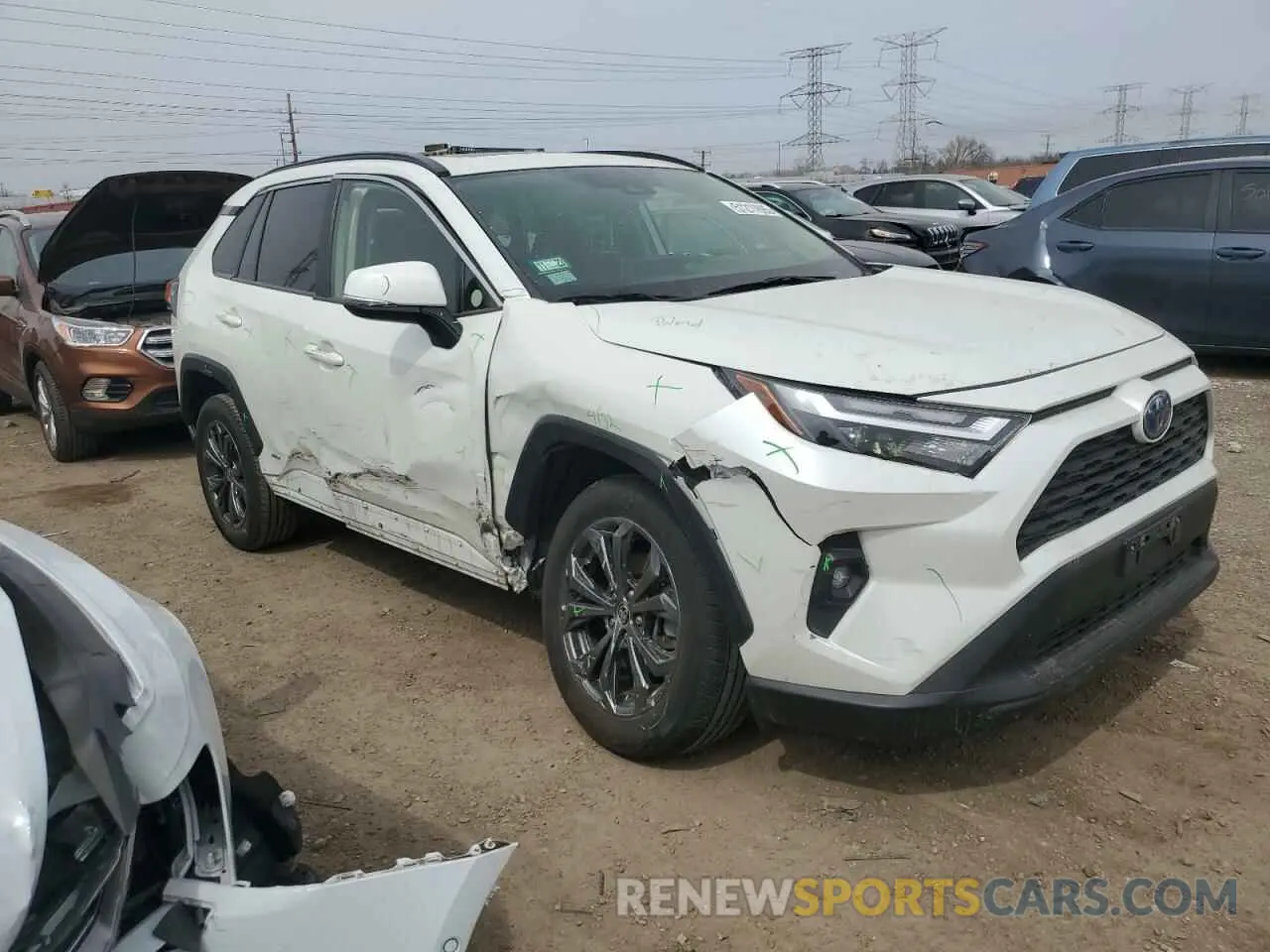 4 Фотография поврежденного автомобиля JTMB6RFV8NJ013708 TOYOTA RAV4 2022