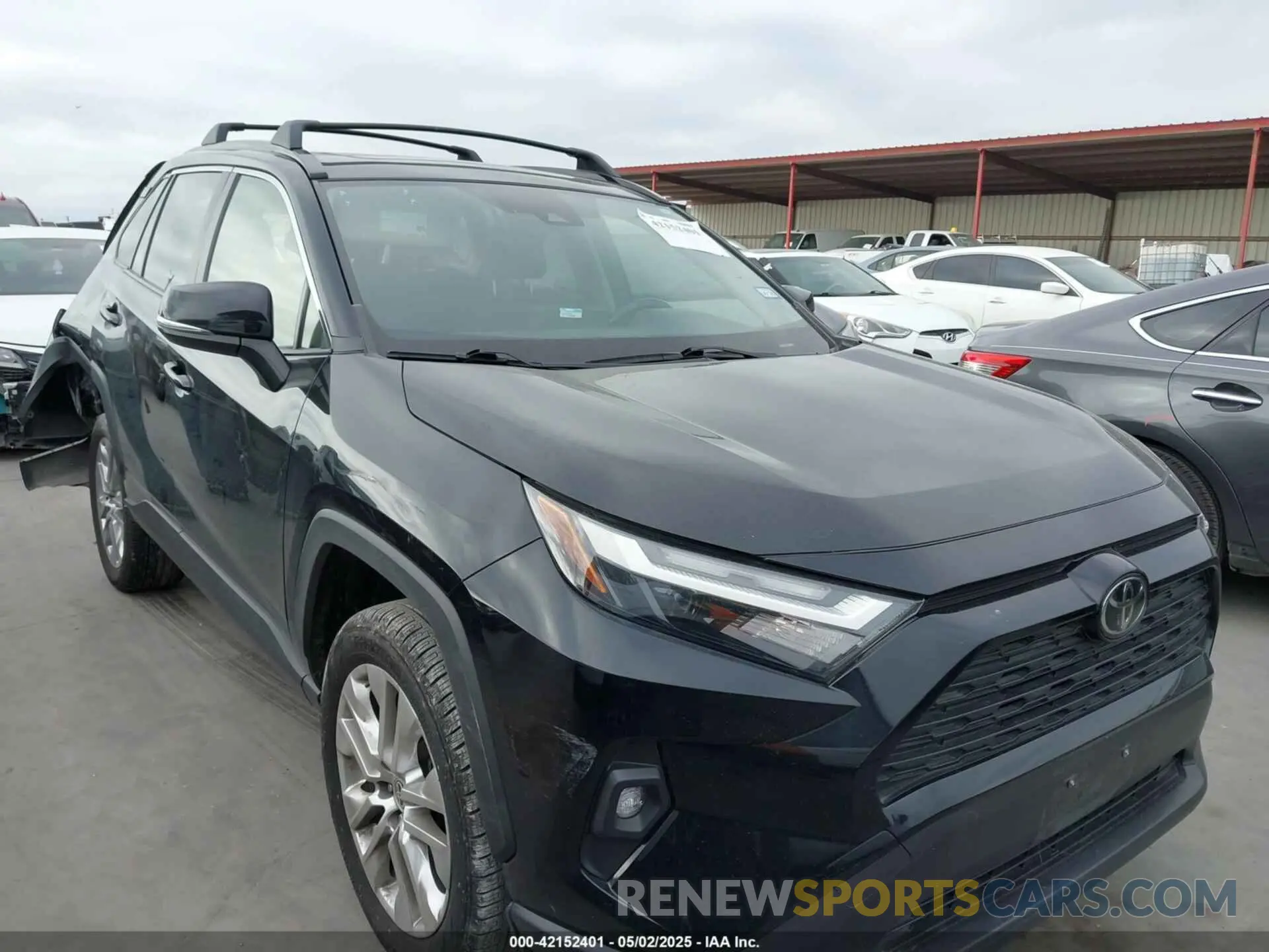 1 Фотография поврежденного автомобиля JTMC1RFV0ND085813 TOYOTA RAV4 2022