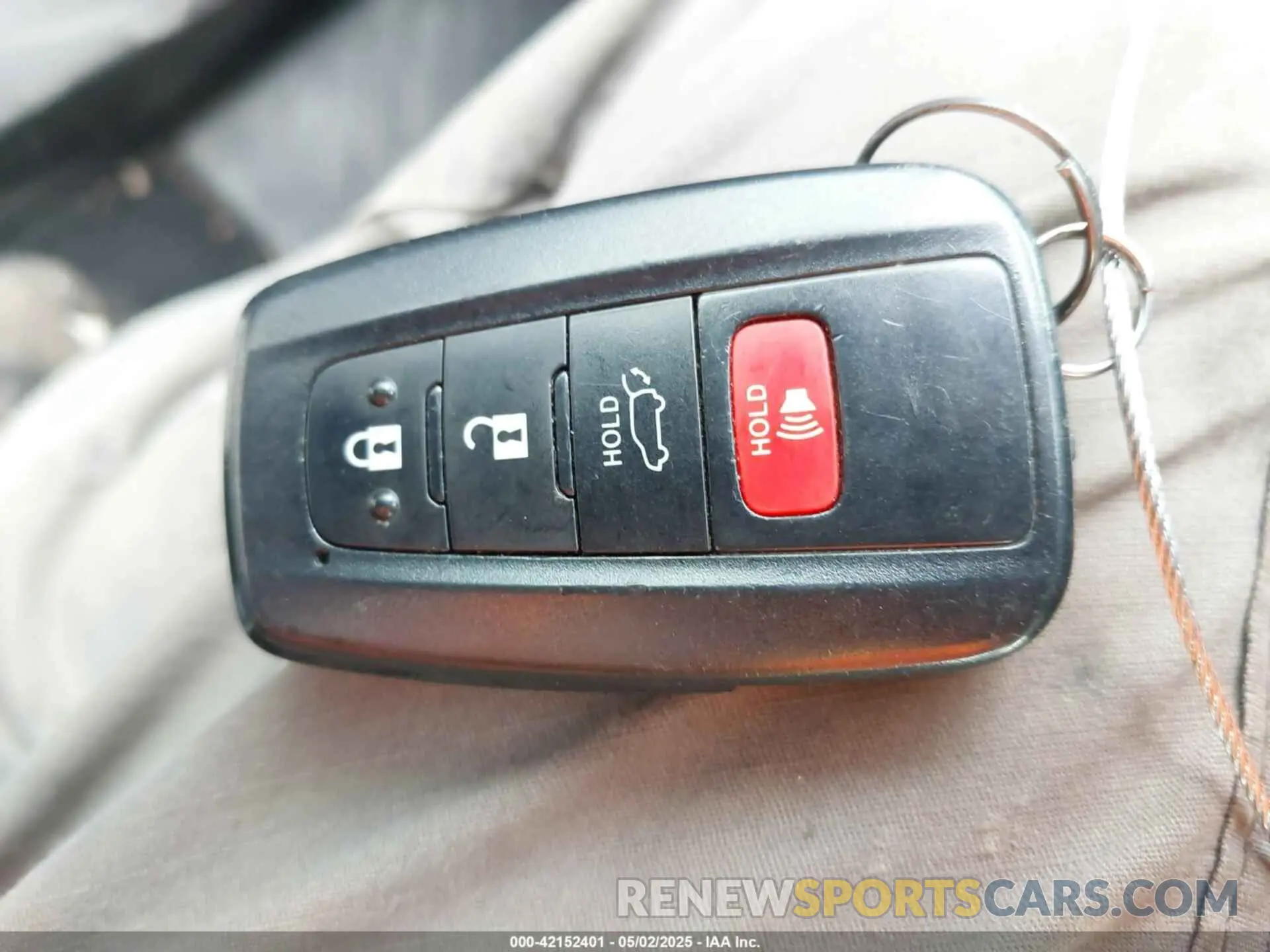11 Фотография поврежденного автомобиля JTMC1RFV0ND085813 TOYOTA RAV4 2022