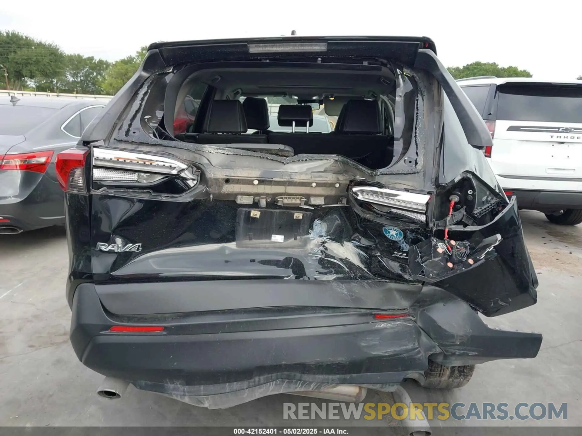 16 Фотография поврежденного автомобиля JTMC1RFV0ND085813 TOYOTA RAV4 2022