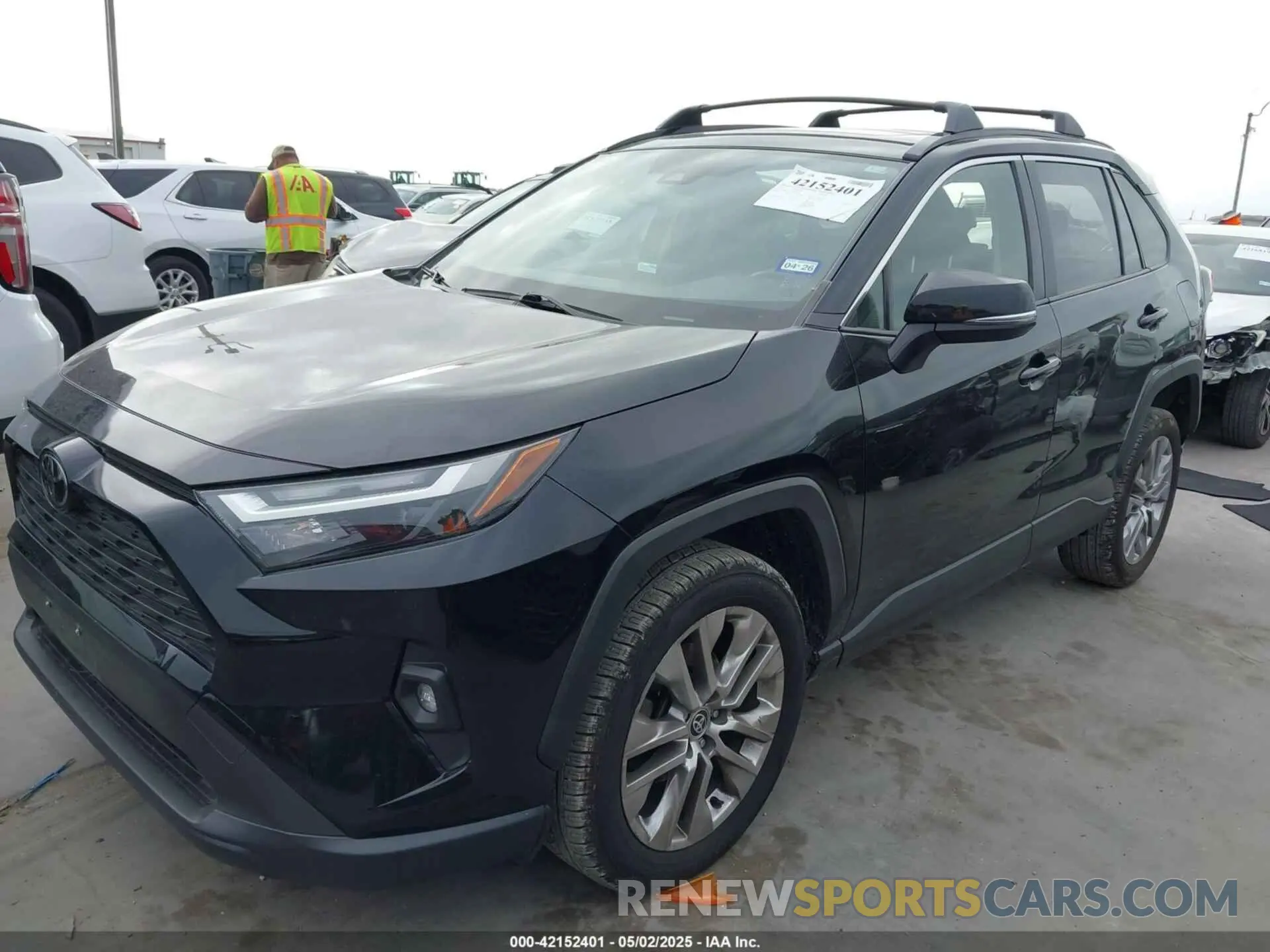 2 Фотография поврежденного автомобиля JTMC1RFV0ND085813 TOYOTA RAV4 2022